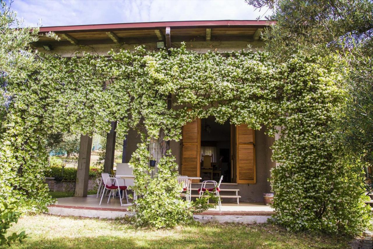 Villa Casa Mia -Per Sentirti A Casa Tua - Giardino, Parcheggio E Jacuzzi Perugia Exterior foto